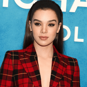 Hailee Steinfeld