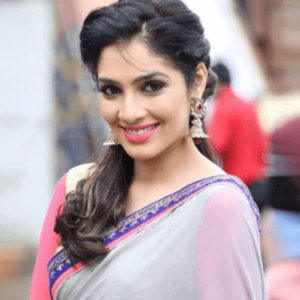 hritu dudani smith