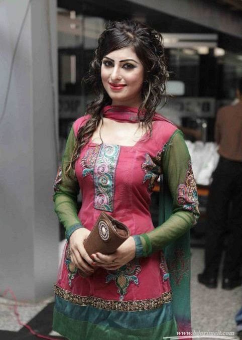 Anika Kabir Shokh's Height, Weight, Age, Body Statistics 7 Anika Kabir Shokh