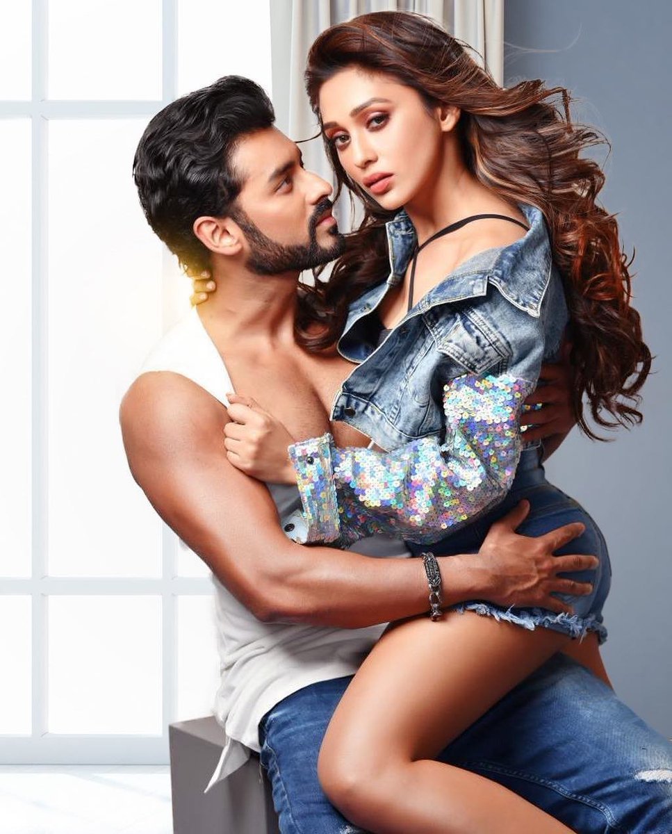 Ankush Hazra (Bengali Actor) Net Worth Age, Height, Weight, Education, Career & Physical Traits 1 Ankush Hazra & Mimi Chakraborty