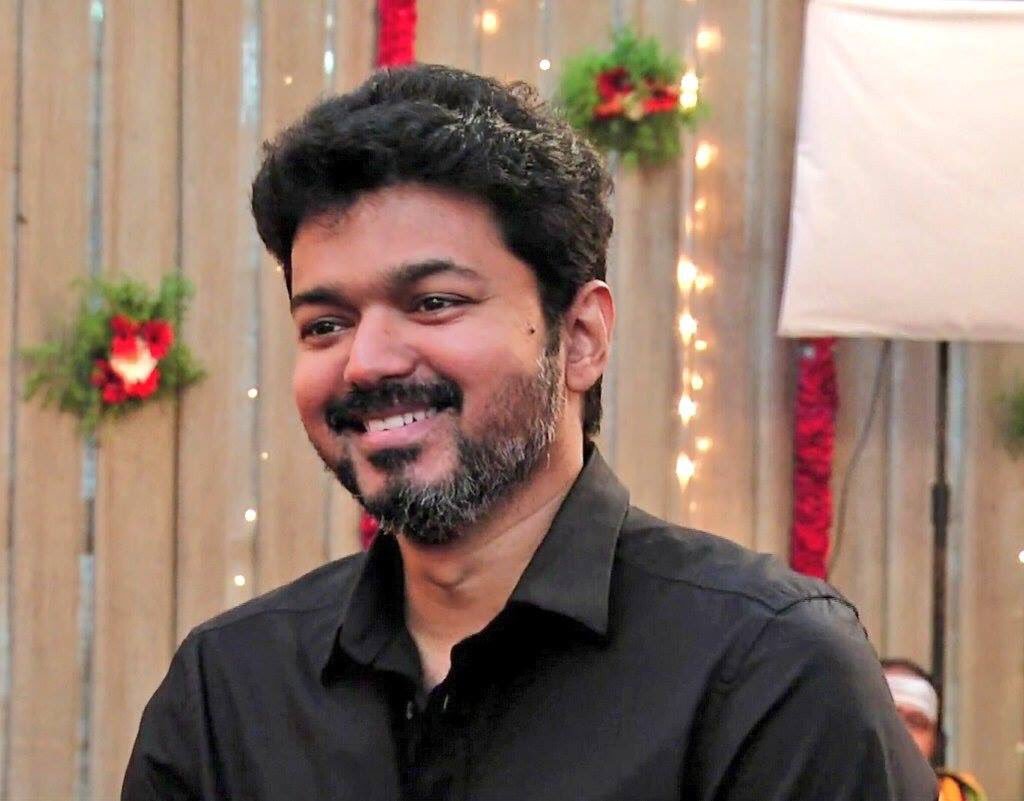 Tamil Actor Joseph Vijay Net Worth, Bio, Age, Height, Religion, Education 9 Vijay