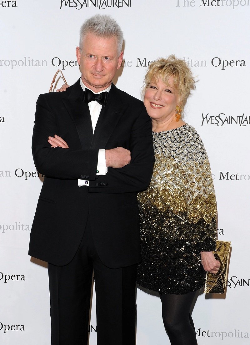 Bette Midler - Biography, Height & Life Story 4 Bette Midler personal life