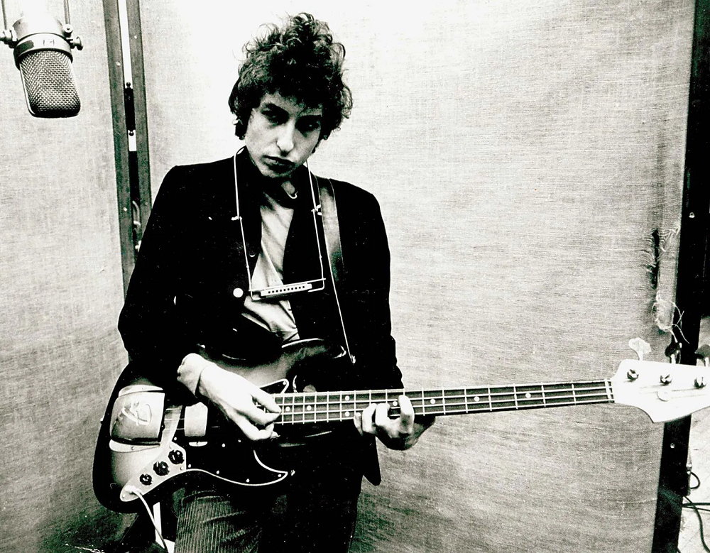 Bob Dylan - Biography, Height, Life Story 4 Bob Dylan career
