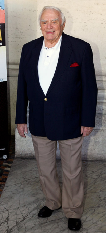 Ernest Borgnine Height