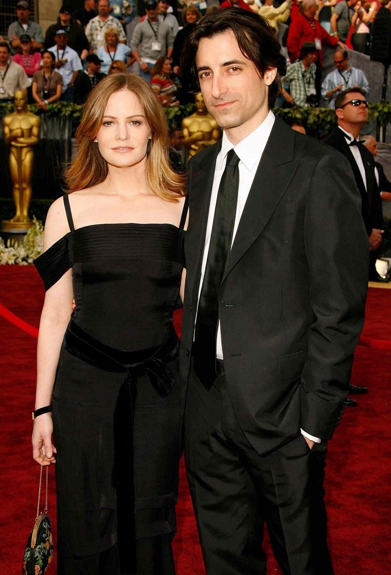 Jennifer Jason Leigh Net Worth Age, Height, Weight, Education, Career, Physical Traits 2 Jennifer Jason Leigh family