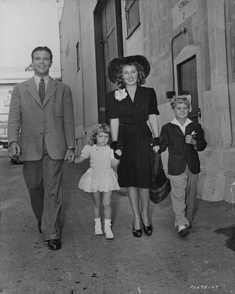 Joan Blondell personal life