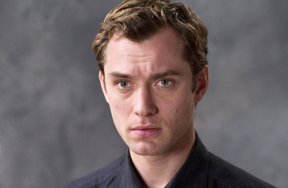 Jude Law Height, Weight, Age, Body Statistics 8 Jude Law