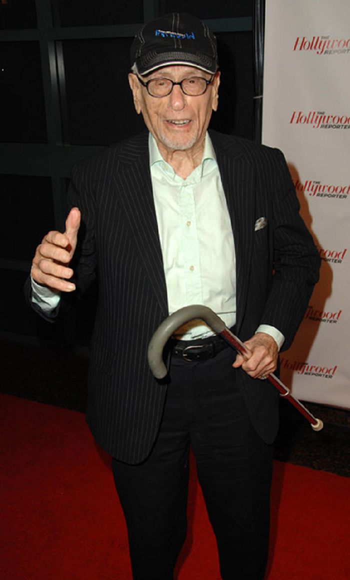 eli wallach height