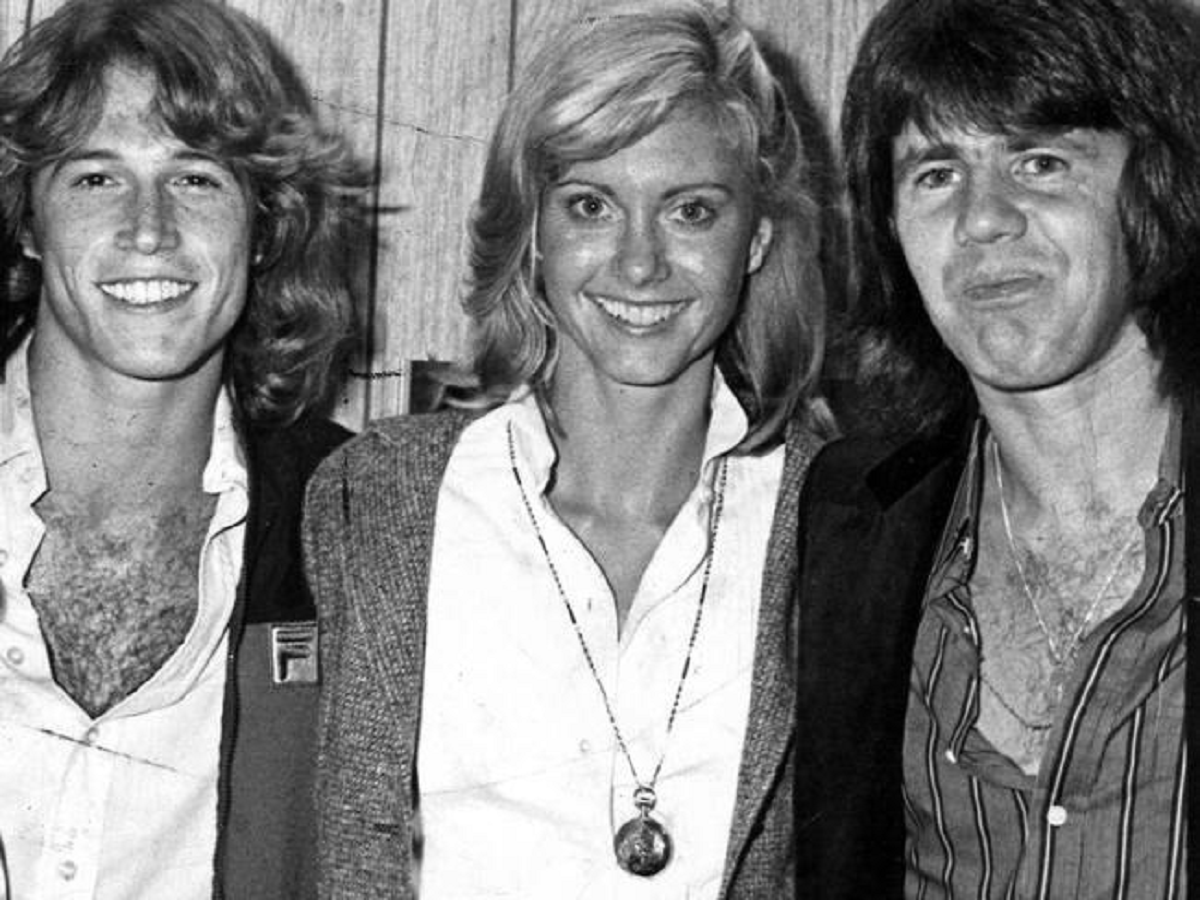 Andy Gibb - Biography, Height, Life Story 3 Andy Gibb Family