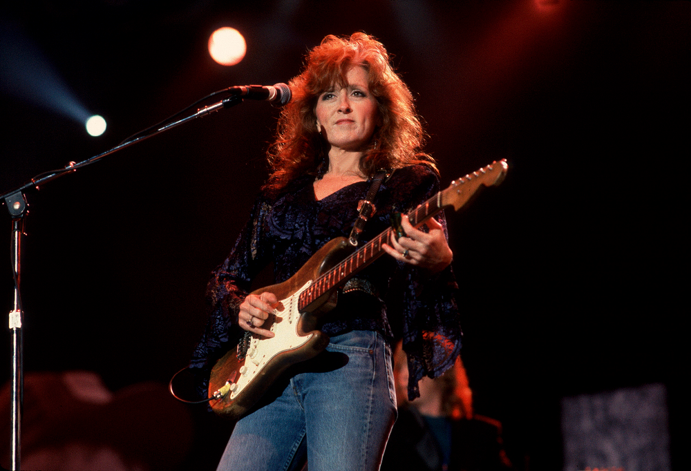 Bonnie Raitt Early Life, Net Worth, Height, Achievements, Body Measurements 4 Bonnie Raitt career