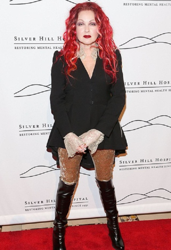 Cyndi Lauper Height