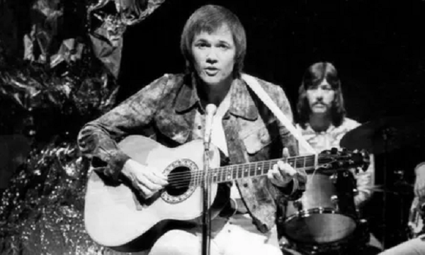 David Gates - Height, Weight, Net Worth, Personal Details 2 David Gates Height