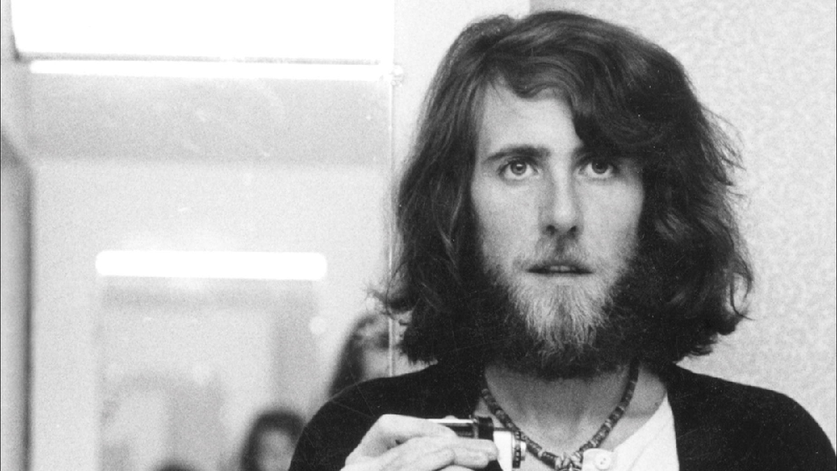 Graham Nash Height, Weight, Net Worth, Personal Facts, Career Journey, Physical Attributes 2 Graham Nash