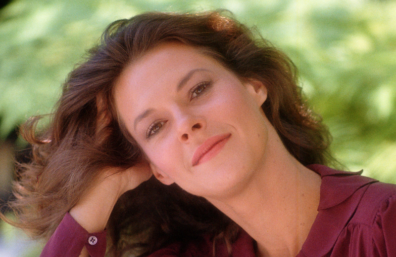 Jobeth Williams Net Worth, Bio, Age, Height, Religion, Education 9 Jobeth Williams