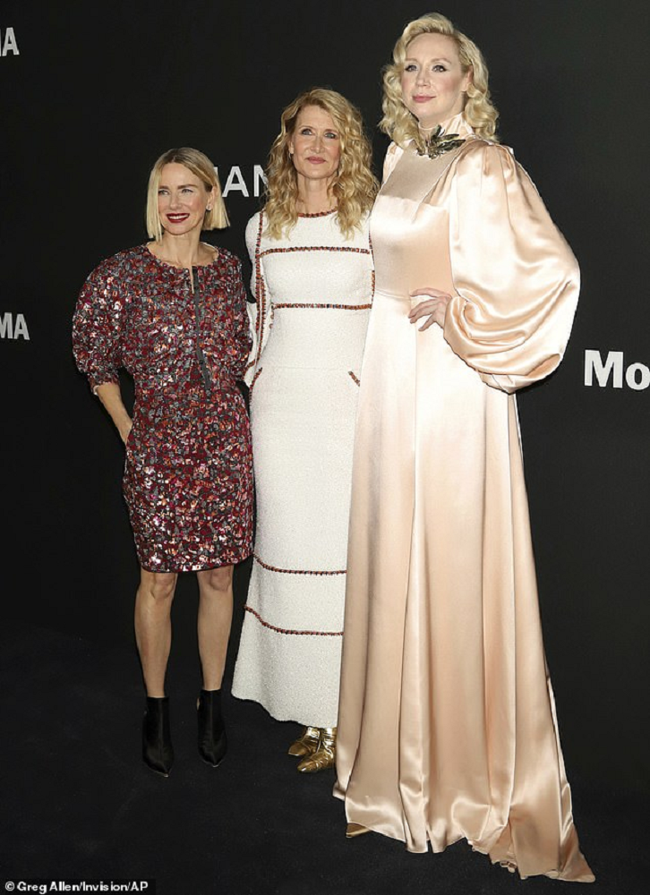 Laura Dern Height