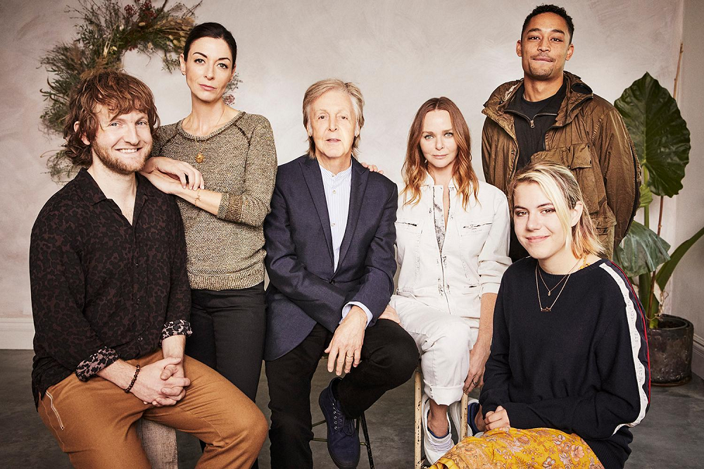 Paul Mccartney - Income, Family, Height, Professional Achievements 3 Paul Mccartney Family