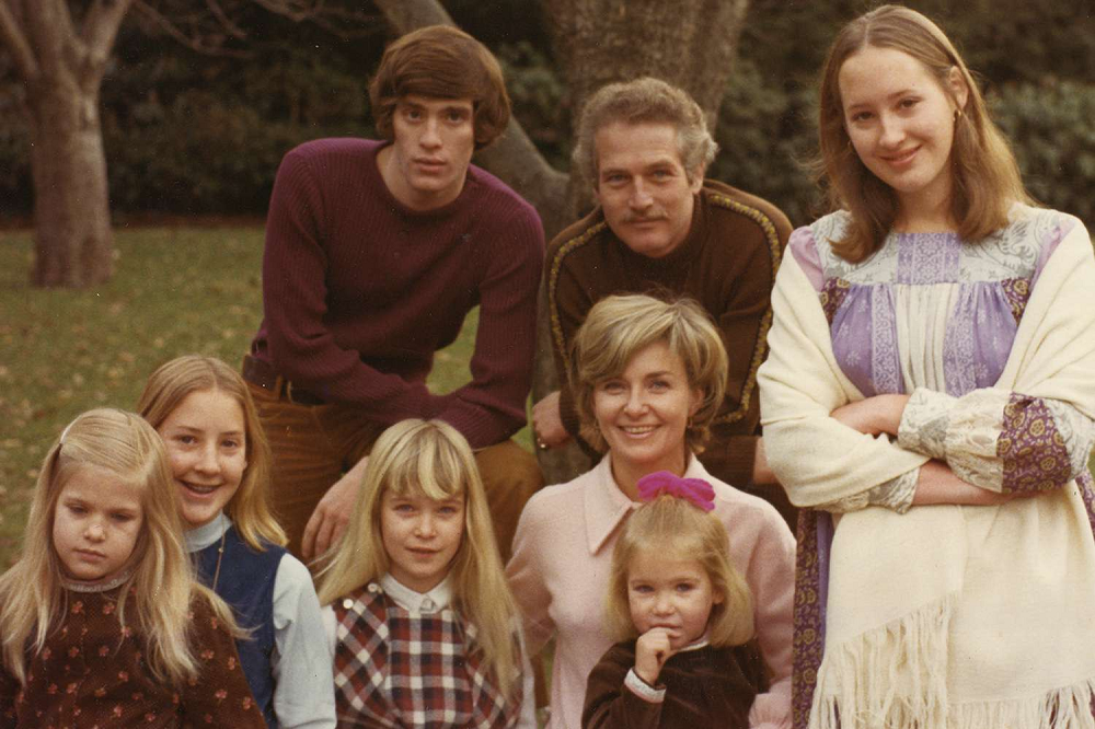 Paul Newman Net Worth, Bio, Age, Height, Religion, Education 3 Paul Newman Family