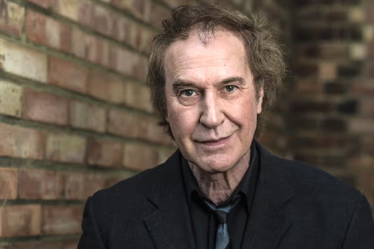 Ray Davies Height, Weight, Age, Body Statistics 6 Ray Davies
