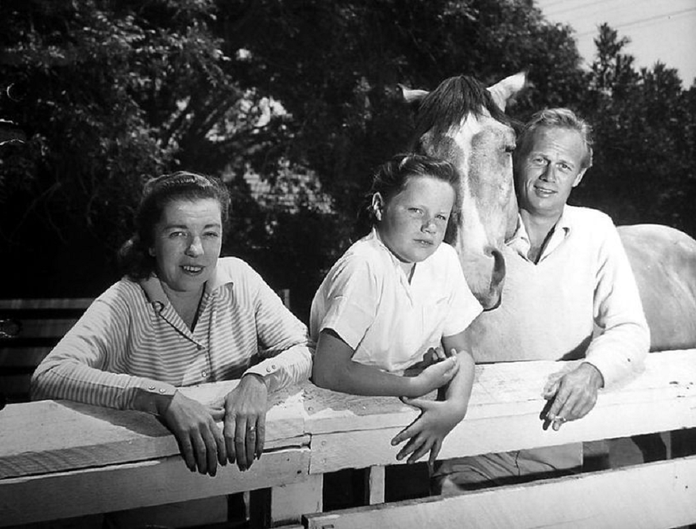 Richard Widmark Height, Weight, Net Worth, Personal Facts, Career Journey & Physical Attributes 3 Richard Widmark Family