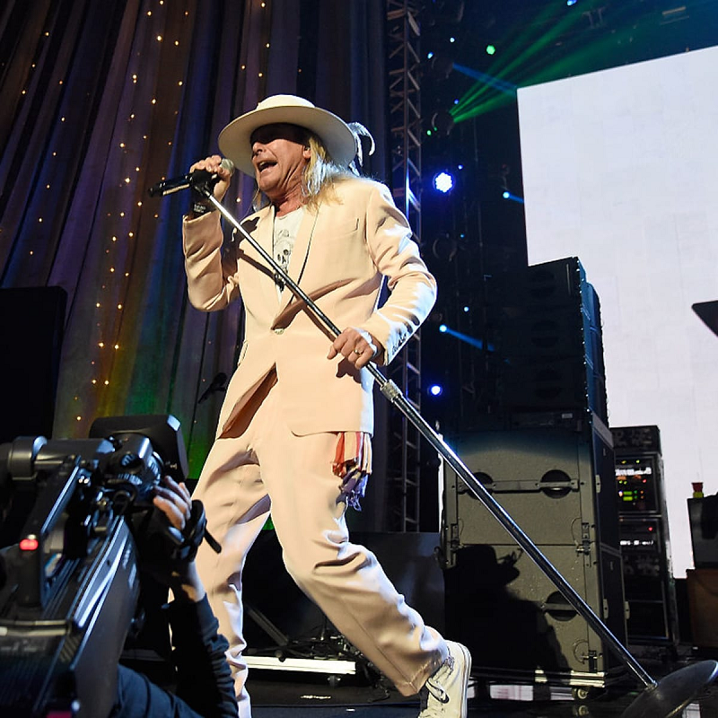 Robin Zander Early Life, Net Worth, Height, Achievements, Body Measurements 4 Robin Zander Achievements