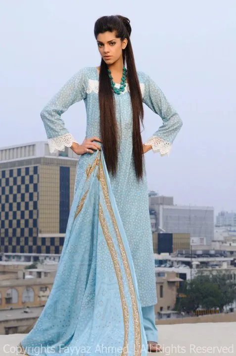 Sanam Saeed Height