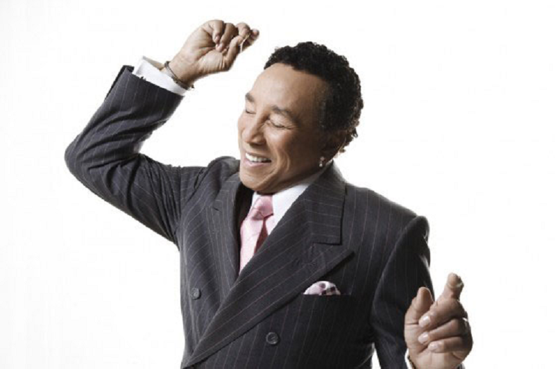Smokey Robinson Height, Weight, Interesting Facts, Career Highlights, Physical Appearance 4 Smokey Robinson career