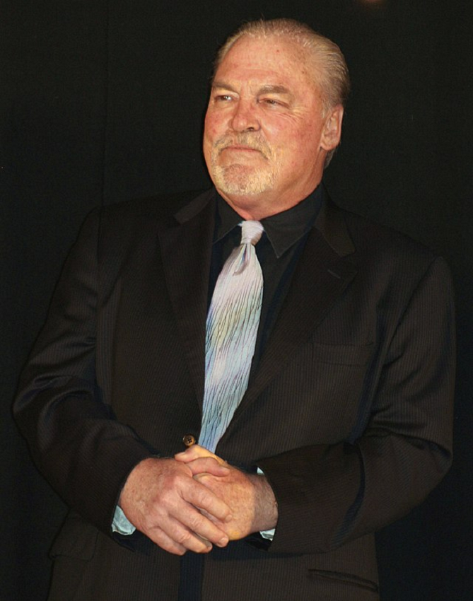 Stacy Keach - Wiki, Height, Age, Spouse, Professional Life 2 Stacy Keach Height