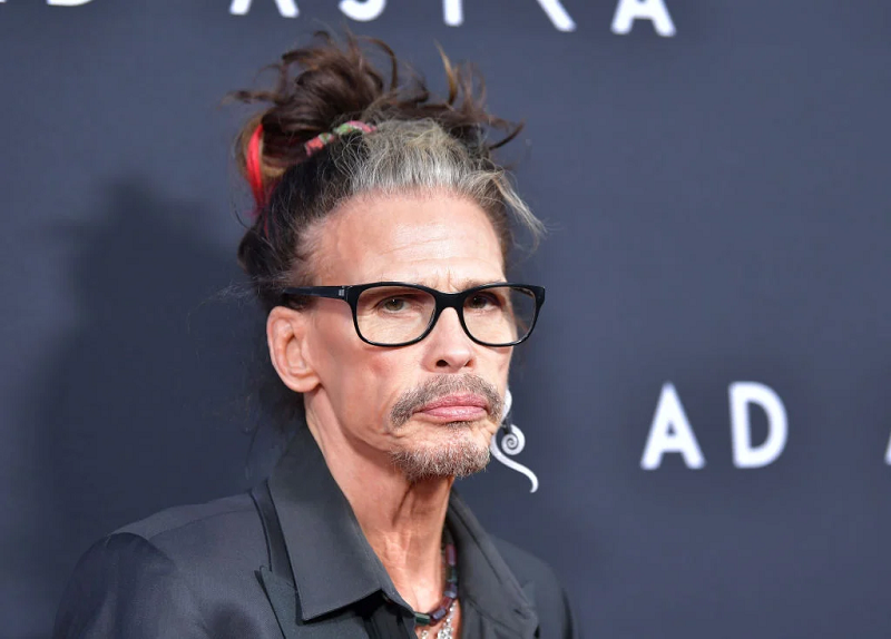 Steven Tyler - Income, Family, Height & Professional Achievements 5 Steven Tyler Net Worth
