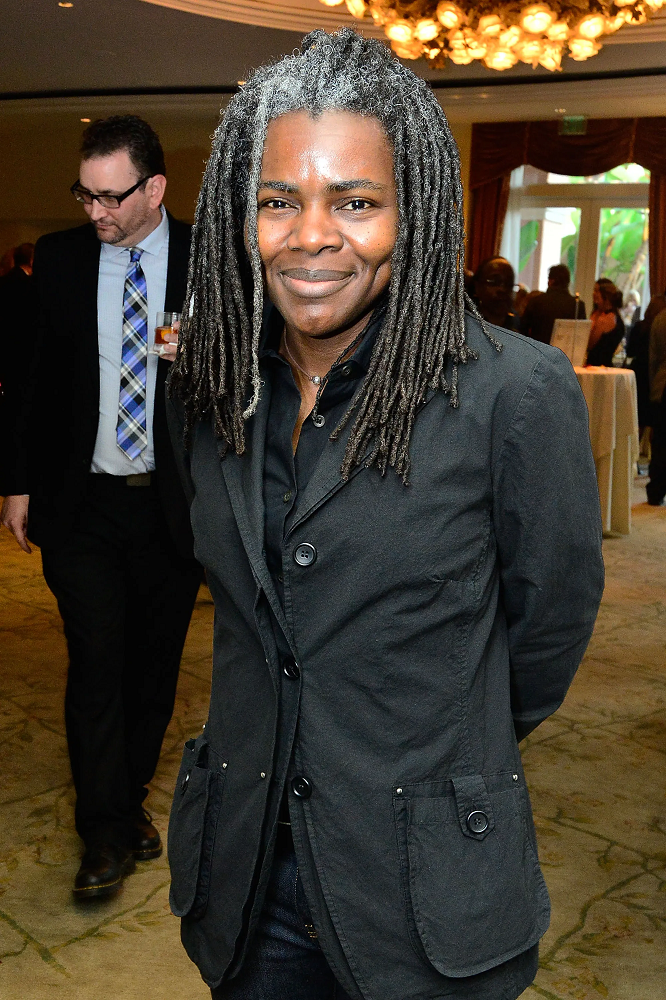 Tracy Chapman Net Worth Age, Height, Weight, Education, Career, Physical Traits 2 Tracy Chapman Height