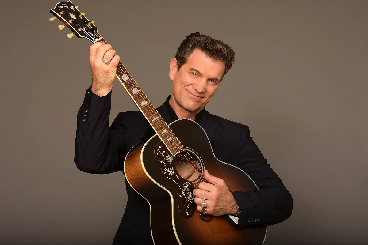 Chris Isaak Net Worth, Bio, Age, Height, Religion, Education 8 Chris Isaak