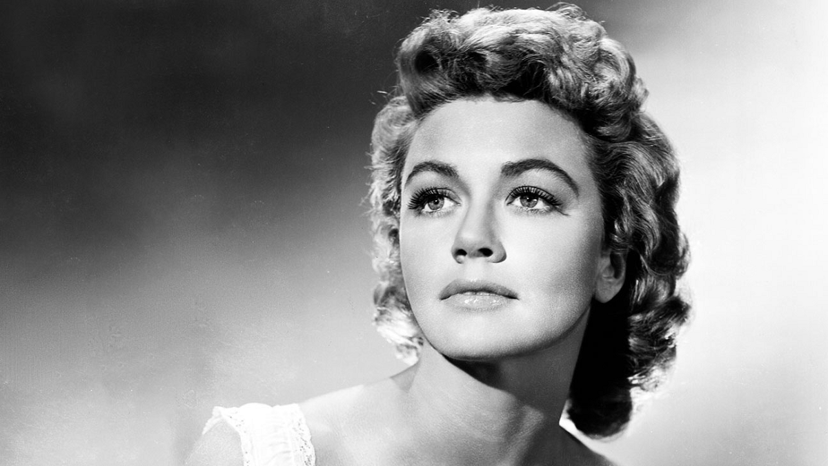 Dorothy Malone - Income, Family, Height. Professional Achievements 8 Dorothy Malone