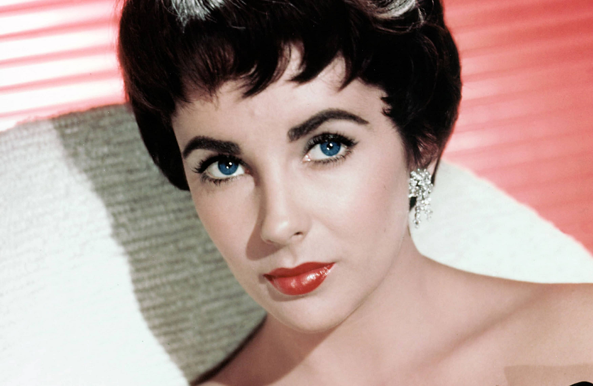 Elizabeth Taylor - Income, Family, Height, Professional Achievements 6 Elizabeth Taylor