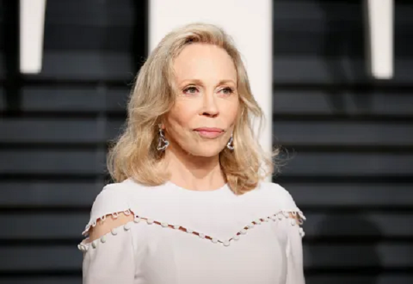 Faye Dunaway - Net Worth 2023, Age, Height, Bio, Birthday, Wiki 3 Faye Dunaway career