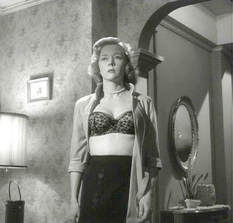 Gloria Grahame Height, Weight, Net Worth, Personal Facts, Career Journey, Physical Attributes 2 Gloria Grahame Height