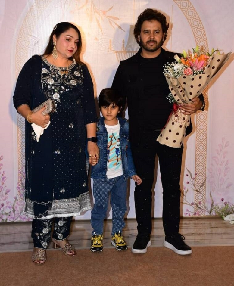 Javed Ali Biography, Age, Height, Wife, Net Worth, Family 3 Javed Ali Family
