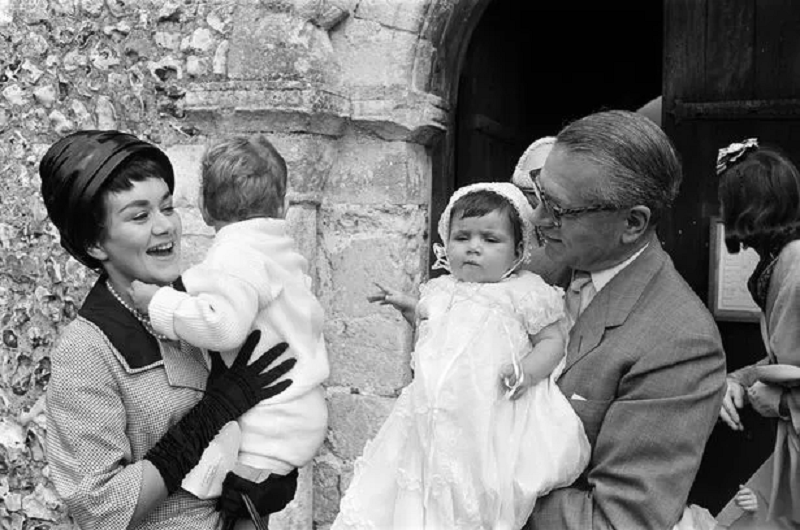 Laurence Olivier Family