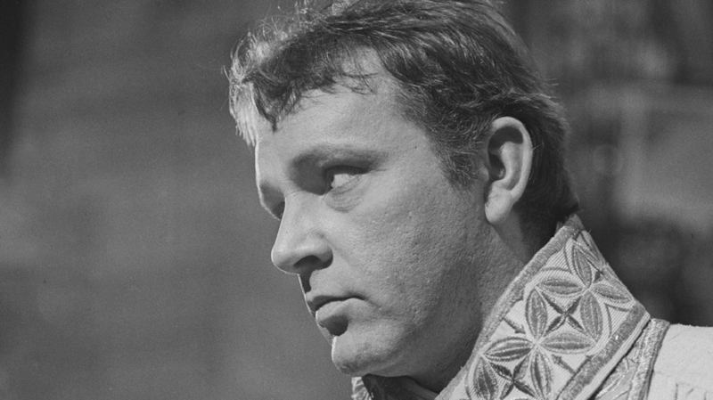 Richard Burton Height, Weight, Age, Body Statistics 4 Richard Burton