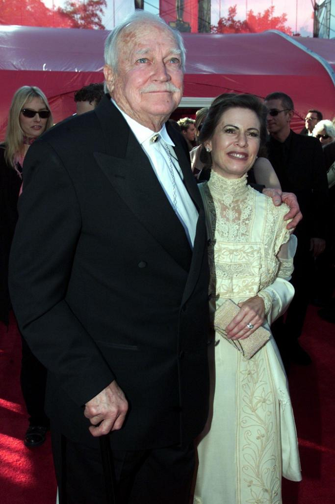 Richard Farnsworth - Biography, Height, Life Story 3 Richard Farnsworth Family