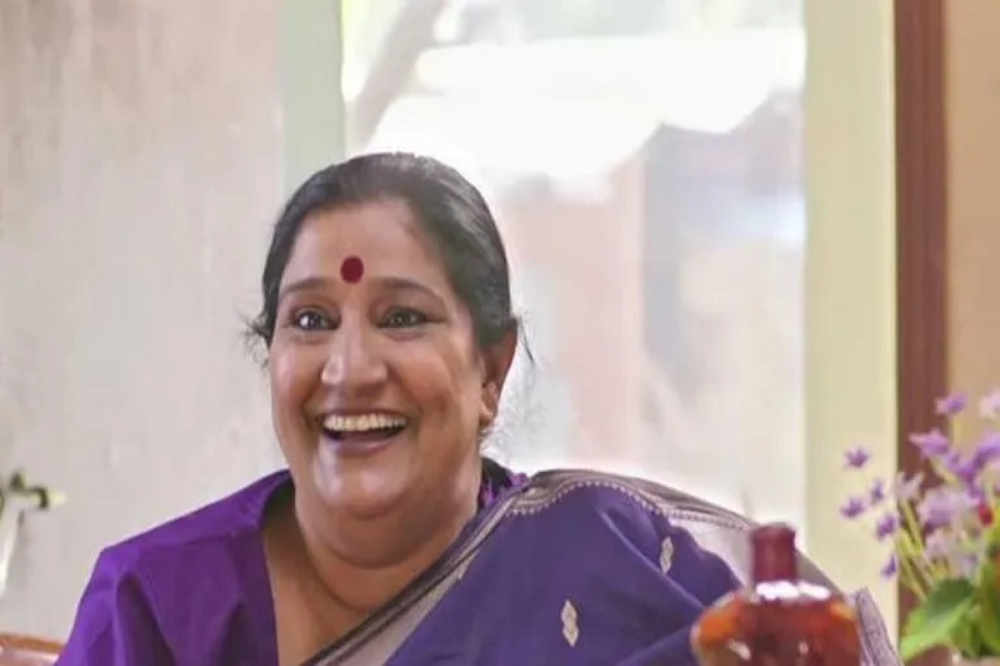 Seema Pahwa - Height, Weight, Personal Life, Career, Vital Stats 3 Seema Pahwa career