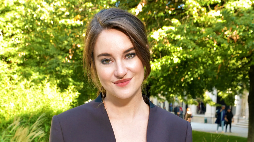 Shailene Woodley - Height, Weight, Personal Life, Career, Vital Stats 2 Shailene Woodley career
