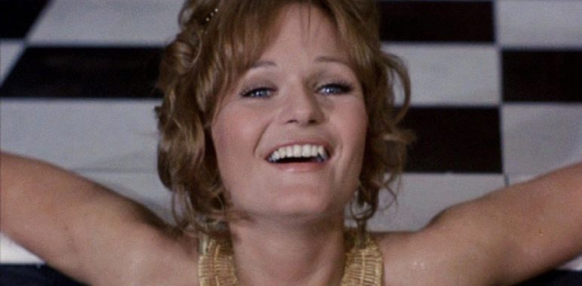 Valerie Perrine Early Life, Net Worth, Height, Achievements, Body Measurements 2 Valerie Perrine