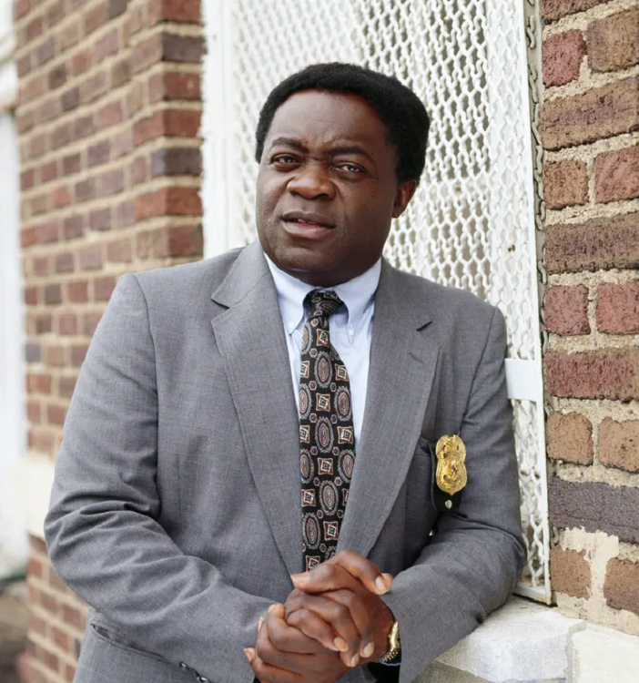 Yaphet Kotto Height