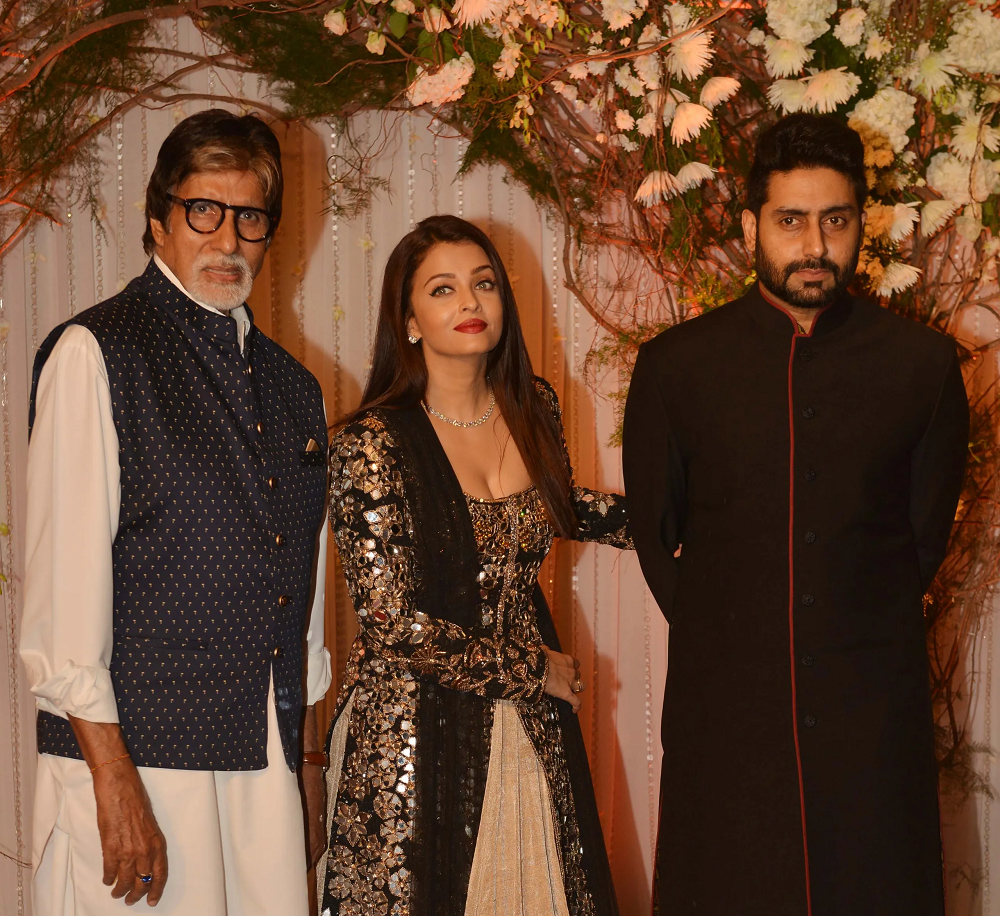 Abhishek Bachchan’s Biography, Age, Height, Wife, Net Worth, Family 4 Abhishek Bachchan career