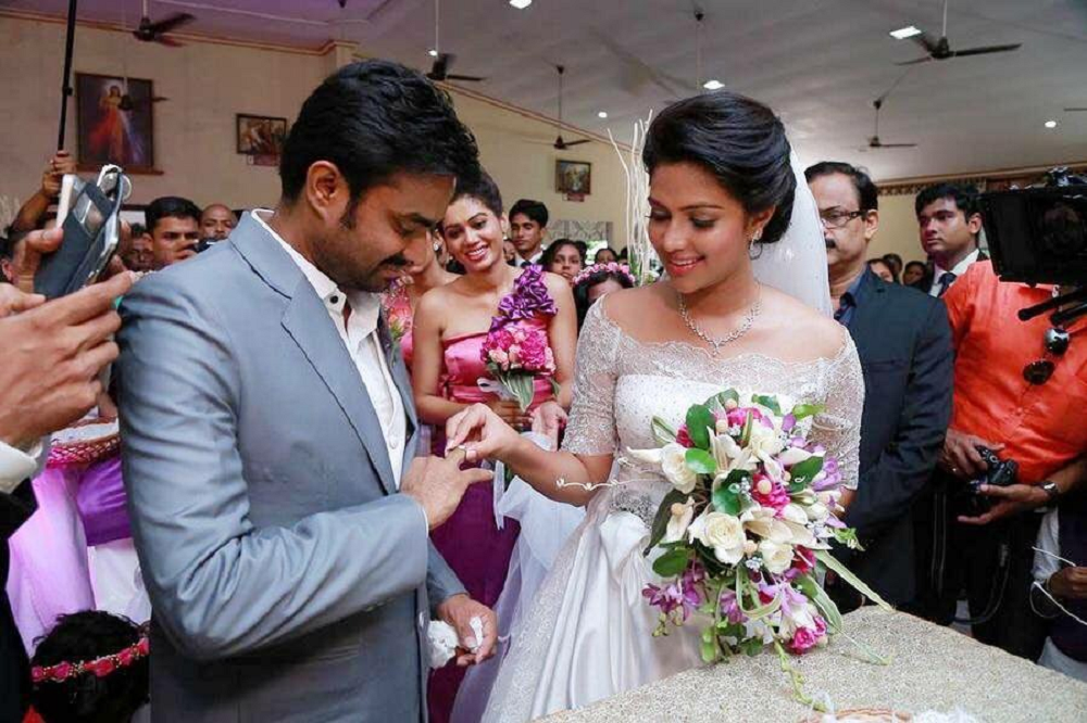 Amala Paul Weight, Age, Husband, Biography, Family Facts 3 Amala Paul Family