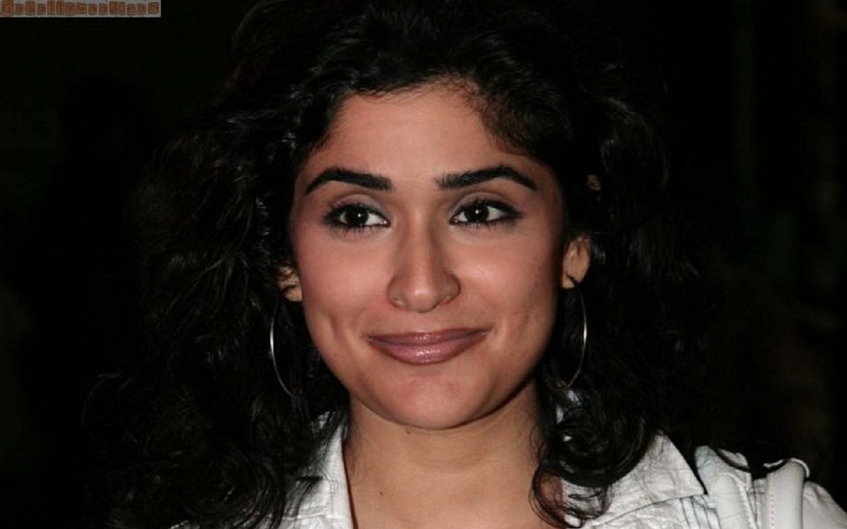 Anjala Zhaveri: Height, Weight, Age, Biography, Husband More 5 Anjala Zhaveri