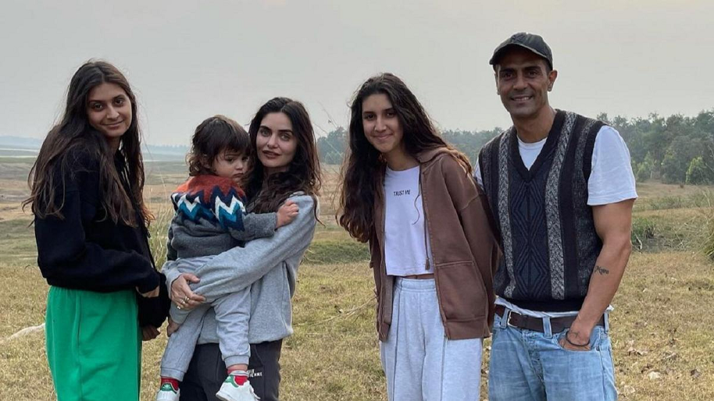 Arjun Rampal: Weight, Age, Husband, Biography, Family Facts 3 Arjun Rampal Family