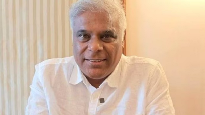 Ashish Vidyarthi Full Biography And Lifestyle 4 Ashish Vidyarthi career