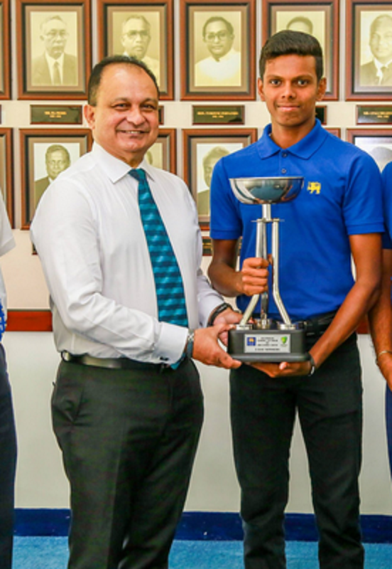 Ashley De Silva – Height, Weight, Net Worth, Personal Details 1 Ashley De Silva Height