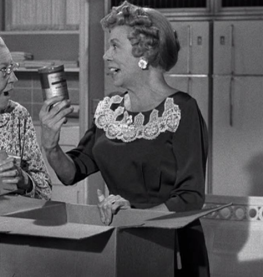 Bea Benaderet Height