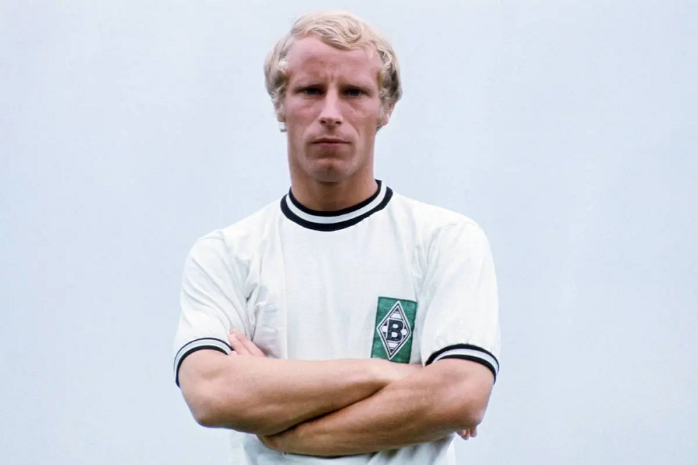 Berti Vogts – Income, Family, Height, Professional Achievements 4 Berti Vogts career